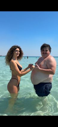 “Swarovski armato”, la frase di Corvino diventa un video musicale virale - Corriere Salentino