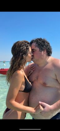 “Swarovski armato”, la frase di Corvino diventa un video musicale virale - Corriere Salentino