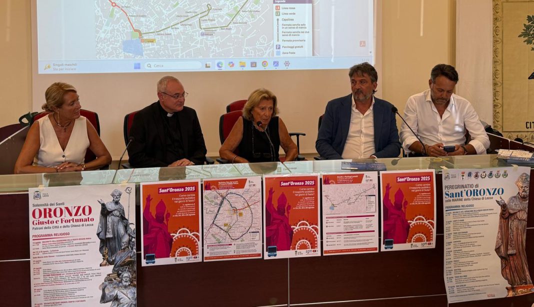 Festa di Sant’Oronzo: riti religiosi, folklore, artigianato, musica
