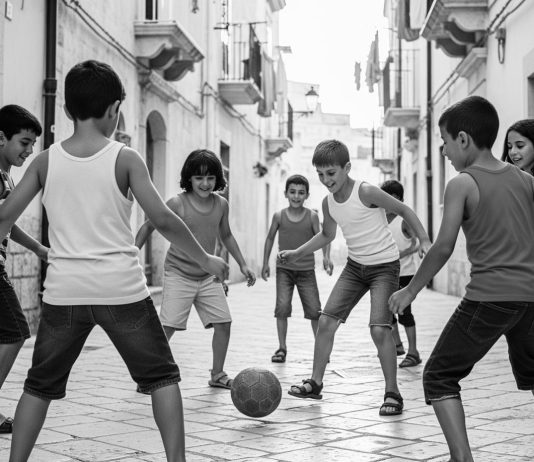 L’estate di ieri: quando il gioco per strada era polvere e voce