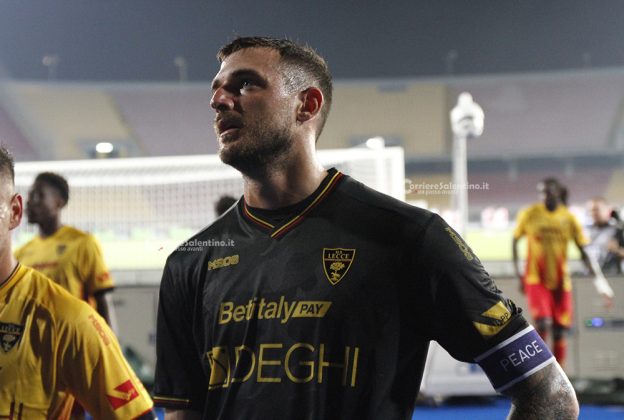 Buona la prima. Il Lecce anche se in dieci vince 2-0 contro la Juve Stabia per la Coppa Italia - Corriere Salentino