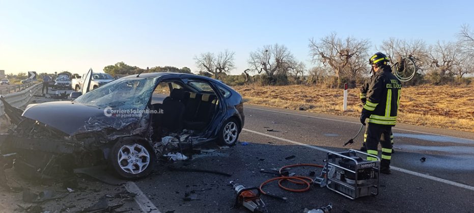 Terribile scontro frontale tra due auto sulla Statale 274, perde la vita un militare - Corriere Salentino