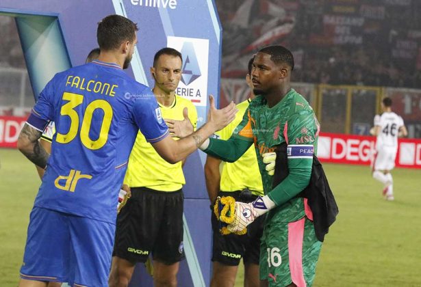 Il Lecce stecca la prima davanti ai suoi tifosi, il Milan passa per 2 a 0 - Corriere Salentino