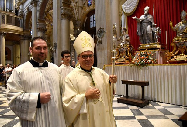 Al via i solenni festeggiamenti in onore dei Santi patroni Oronzo, Giusto e Fortunato - Corriere Salentino