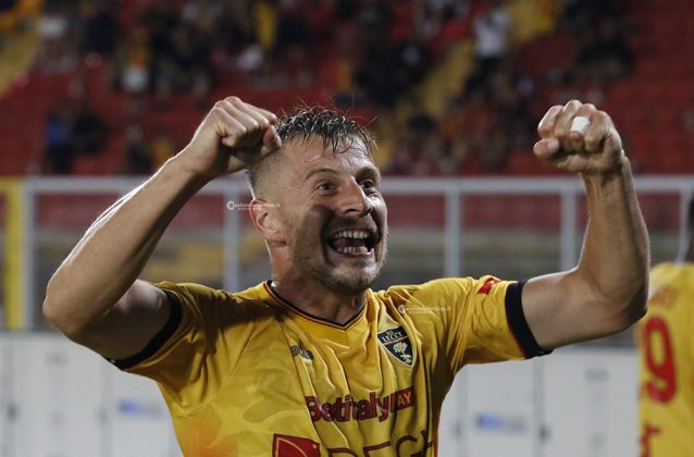 Buona la prima. Il Lecce anche se in dieci vince 2-0 contro la Juve Stabia per la Coppa Italia - Corriere Salentino