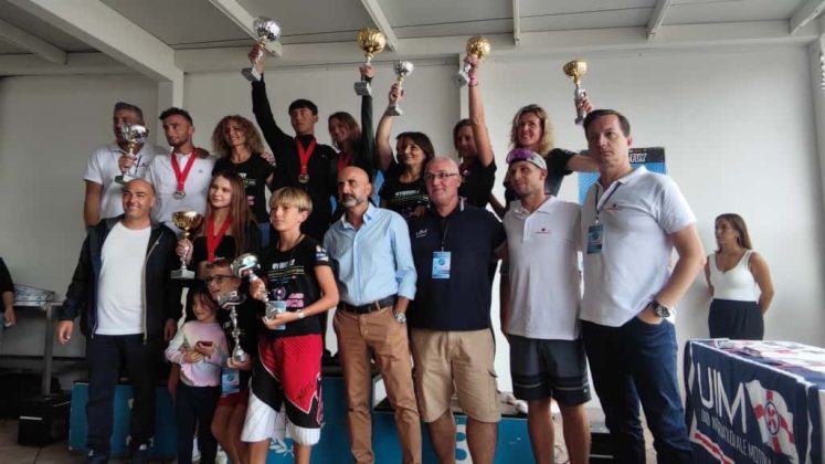 A Torre dell’Orso disputate le gare finali del grand prix della Puglia – Uim-Abp Aquabike Class Pro Offshor e Hydrofly World Championship - Corriere Salentino