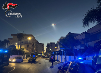 In casa cocaina, marijuana e pistola: scatta un arresto