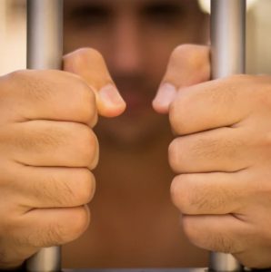 Baby Gang, il rapper che divide l’Italia. Ribellione, carcere, specchio di una generazione - Corriere Salentino