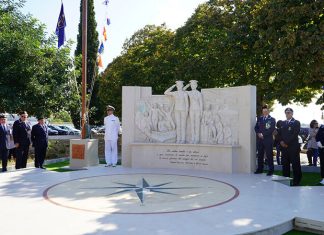Inaugurato a Nardò il monumento ai caduti del mare