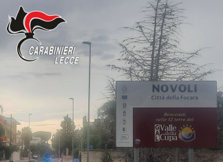 Novoli, tenta la fuga in auto: arrestato con 15 grammi di cocaina