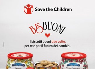 A Lecce Save the Children in piazza con i BisBuoni, biscotti solidali