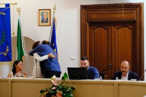 Galatone: dimissioni dell’assessora Caterina Dorato, al suo posto Francesco Danieli. Vinci presidente del Consiglio - Corriere Salentino