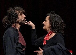 Giovedì 30 ottobre “Fragile” della compagnia Terrammare per la stagione Per un teatro umano del progetto Teatri del Nord Salento