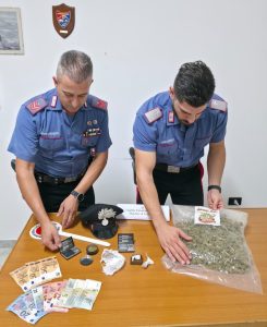 Droga nascosta tra le cassette di pesce e in auto: due arresti - Corriere Salentino