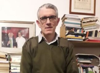 Aspettando l’aurora: Marcello Buttazzo presenta la sua nuova poetica dell’attesa alla Biblioteca Bernardini di Lecce
