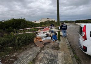Rifiuti abbandonati per strada e irregolarità sulla nave da crociera: scattano le sanzioni - Corriere Salentino