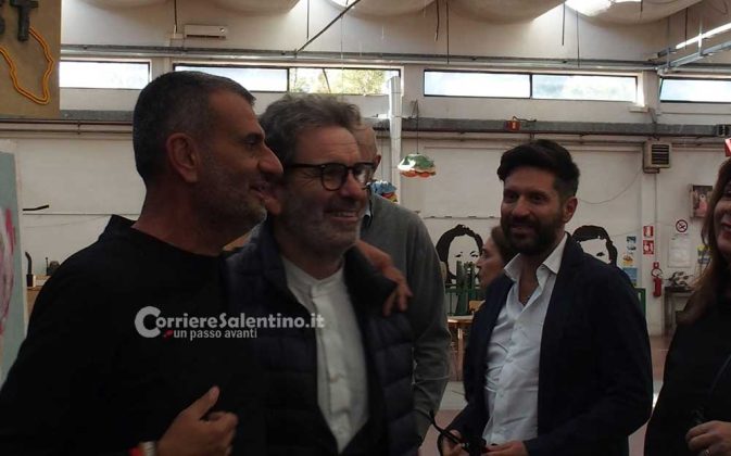 Decaro lancia la lista a Lecce, con lui 3 sindaci mentre il centrodestra perde Mellone: “Nuove energie per la politica” - Corriere Salentino