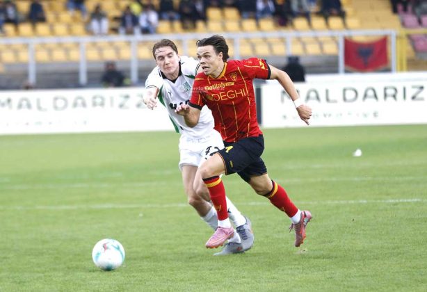 Reti inviolate al Via del Mare, Lecce-Sassuolo 0-0 - Corriere Salentino