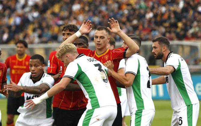 Reti inviolate al Via del Mare, Lecce-Sassuolo 0-0 - Corriere Salentino