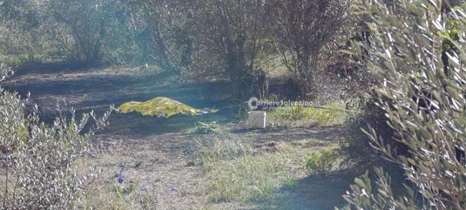 Accende il fuoco in campagna e le fiamme lo avvolgono, un 80enne perde la vita - Corriere Salentino