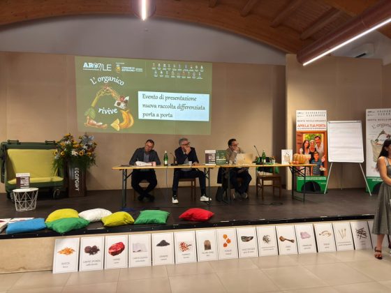 Aro7/le novità ecologica per 20 comuni: presentato il nuovo servizio sperimentale di raccolta differenziata della frazione organica - Corriere Salentino