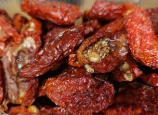 Eccellenze gastronomiche salentine: i pomodori secchi
