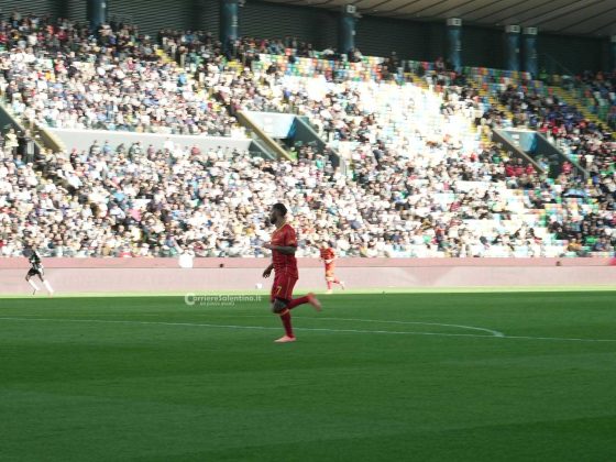 Il Lecce scivola e si fa male a Udine. Non bastano le prodezze di Berisha e N’Dry, Udinese-Lecce 3-2 - Corriere Salentino