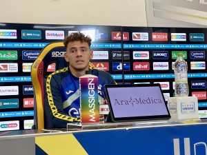 Di Francesco: “Sul rigore ho pregato, Graziano ci ha aiutato”. Asllani: “Ho guardato Falcone e sono andato in tilt” - Corriere Salentino