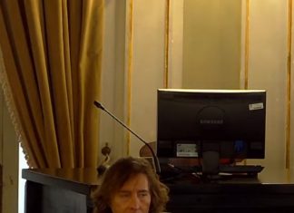 Lecce, spaccio in Piazza Libertini? I residenti chiedono più luce: in Commissione Traffico la discussione