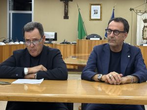 Carmiano sempre più sostenibile: edifici comunali e illuminazione pubblica a impatto quasi zero. Fototrappole per chi sporca - Corriere Salentino