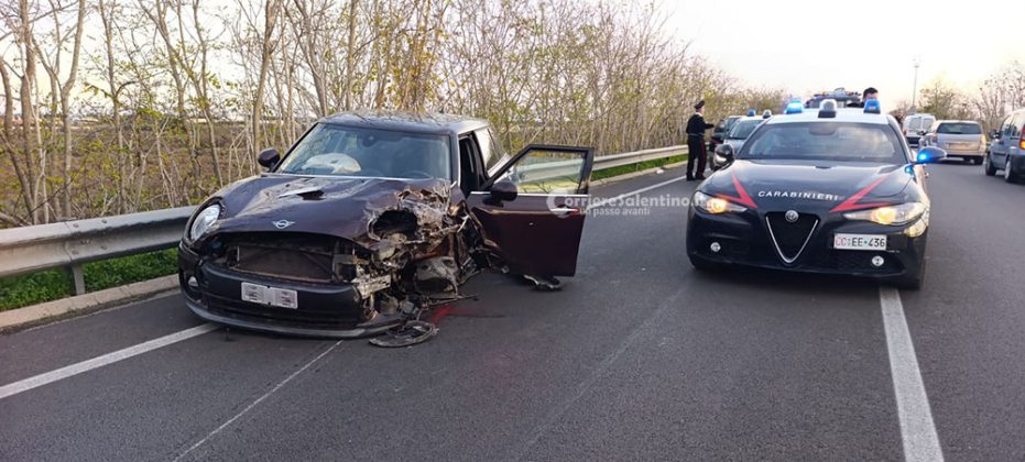 Violento scontro frontale tra due auto sulla Statale 274, diversi i feriti, due in codice rosso - Corriere Salentino