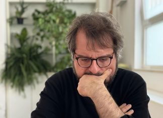 Venerdì 21 novembre in libreria la guida “Lecce Adagio – dal Barocco al mare” di Pierpaolo Lala