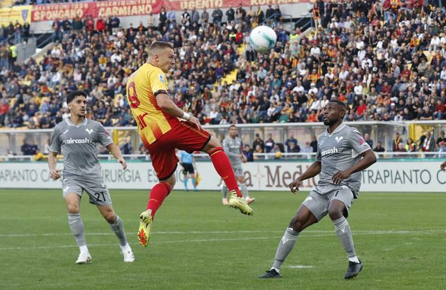 Lecce-Verona a reti inviolate, buona prestazione dei giallorossi - Corriere Salentino
