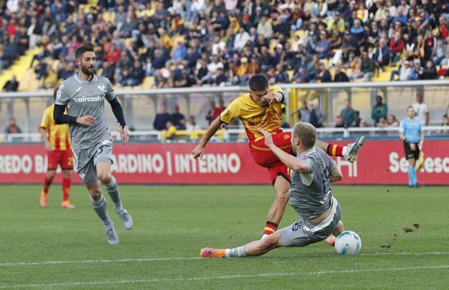 Lecce-Verona a reti inviolate, buona prestazione dei giallorossi - Corriere Salentino