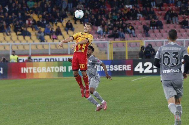 Lecce-Verona a reti inviolate, buona prestazione dei giallorossi - Corriere Salentino