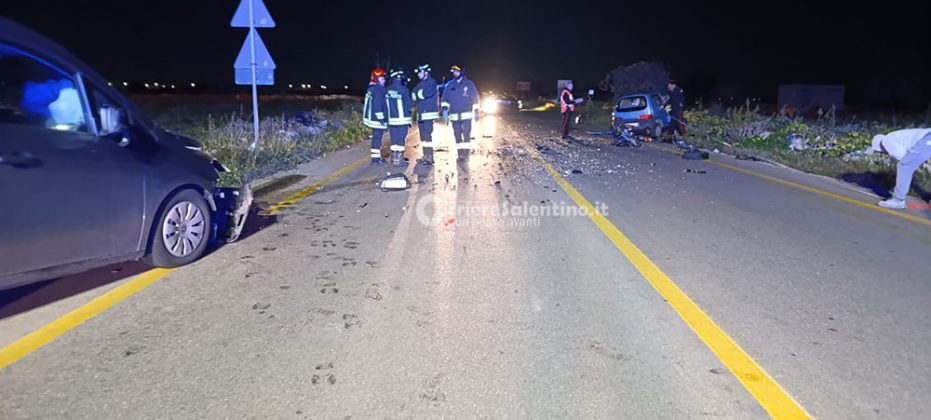 Scontro frontale sulla Statale 275 e nell’impatto tra furgone e auto perde la vita una donna - Corriere Salentino