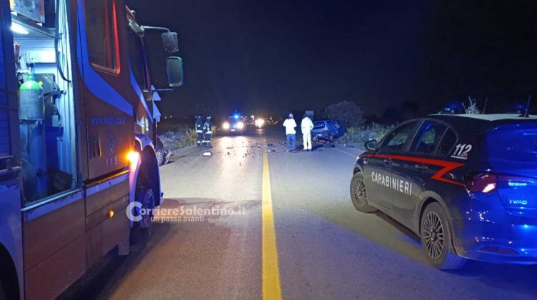 Scontro frontale sulla Statale 275 e nell’impatto tra furgone e auto perde la vita una donna - Corriere Salentino