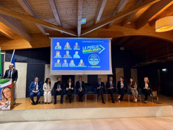 Lecce, bagno di folla per Arianna Meloni: “Invertire i pronostici”. Poli e Lobuono promettono di smentire i sondaggi - Corriere Salentino