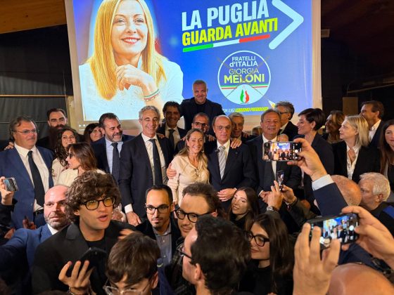 Lecce, bagno di folla per Arianna Meloni: “Invertire i pronostici”. Poli e Lobuono promettono di smentire i sondaggi - Corriere Salentino