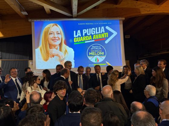Lecce, bagno di folla per Arianna Meloni: “Invertire i pronostici”. Poli e Lobuono promettono di smentire i sondaggi - Corriere Salentino