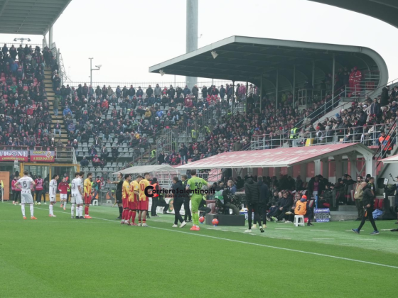Giallorossi sconfitti allo “Zini”, Cremonese-Lecce 2-0 - Corriere Salentino