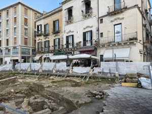 Via Fazzi e via Alvino di Lecce: gli scavi, i dubbi e le scoperte fatte, mentre 18 milioni di euro attendono un progetto - Corriere Salentino