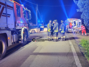 Schianto sulla SP263: coinvolte due auto. Diversi feriti - Corriere Salentino