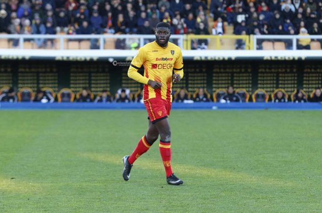 Il Lecce subisce la concretezza ed il cinismo del Como, al Via del Mare finisce 0-3 - Corriere Salentino