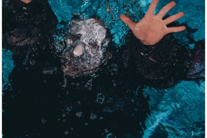 Quando crolla chi appare invincibile. L’attacco di panico di Belen e la verità che fa davvero paura - Corriere Salentino