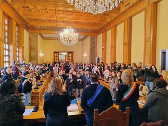 In Provincia il raduno 2025 dei Consigli Comunali dei Ragazzi e delle Ragazze. Il Presidente Tarantino: "Portatori sani di cittadinanza attiva" - Corriere Salentino