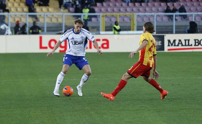 Il Lecce subisce la concretezza ed il cinismo del Como, al Via del Mare finisce 0-3 - Corriere Salentino