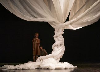 La bellezza che resiste: la Puglia si racconta a Koreja un viaggio tra paesaggi mutati, olio nuovo e arti performative