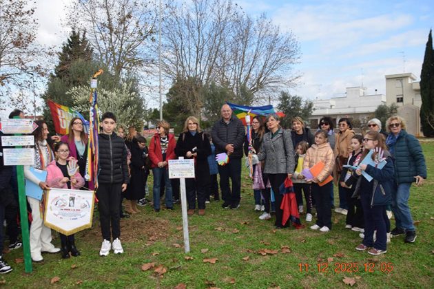 La Fiaccola della Pace giunge a Veglie, IC Impastato e Comune diventano Scuola e Città per la Pace capofila in Puglia - Corriere Salentino