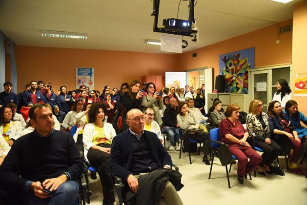 Donato un letto da parto e l'umanizzazione pittorica di tre sale parto all'U.O. di Ostetricia e Ginecologia del Vito Fazzi - Corriere Salentino